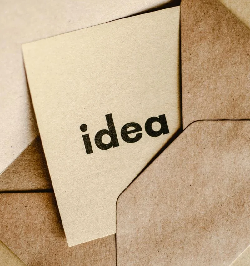 Custom Business Card Design for a Lasting First Impression